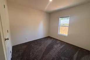 104 River Loop 1, Eugene, OR 97404 - Photo 15