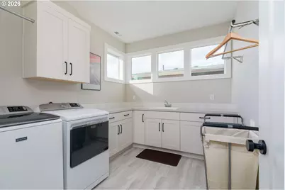 8972 SW Lintner Ter, Portland, OR 97223 - Photo 21