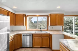 248 N Hazelbrook Dr, Keizer, OR 97303 - Photo 11