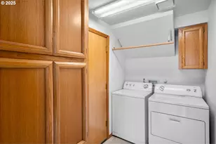 248 N Hazelbrook Dr, Keizer, OR 97303 - Photo 29