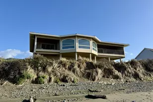 30555 Sandy Dr, Gold Beach, OR 97444 - Photo 1