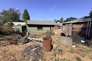 140 7th Ave, Sweet Home, OR 97386 - Photo 9