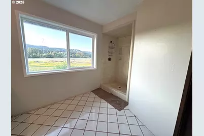 4848 Tiller Trail Hwy, Canyonville, OR 97417 - Photo 21
