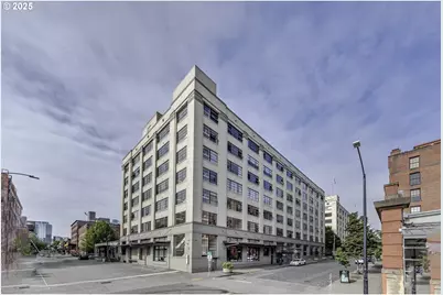 1314 NW Irving St #504, Portland, OR 97209 - Photo 1