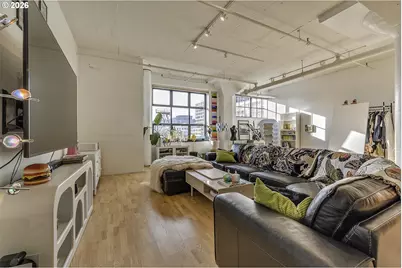 1314 NW Irving St #504, Portland, OR 97209 - Photo 7