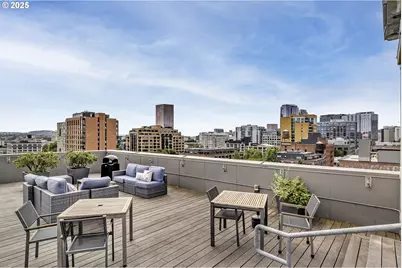 1314 NW Irving St #504, Portland, OR 97209 - Photo 29