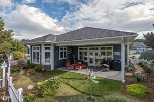 5920 SW Arbor Dr, Newport, OR 97366 - Photo 35