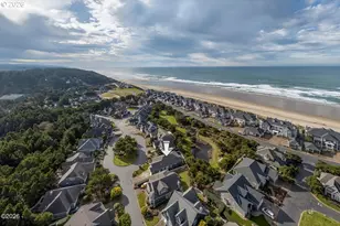 5920 SW Arbor Dr, Newport, OR 97366 - Photo 41