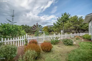 5920 SW Arbor Dr, Newport, OR 97366 - Photo 31