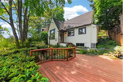 329 SE Gilham Ave, Portland, OR 97215 - Photo 1