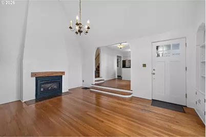 329 SE Gilham Ave, Portland, OR 97215 - Photo 5