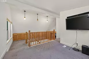 329 SE Gilham Ave, Portland, OR 97215 - Photo 23