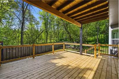 392 Dellwood Dr, Eugene, OR 97405 - Photo 45
