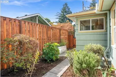 5810 SE 49th Ave, Portland, OR 97206 - Photo 39