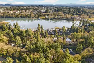 49 Briarwood Rd, Lake Oswego, OR 97034 - Photo 43