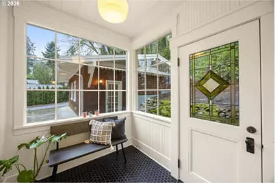 49 Briarwood Rd, Lake Oswego, OR 97034 - Photo 23