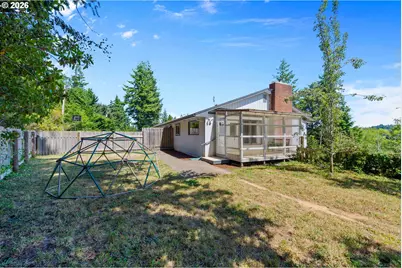 1300 Ingersoll St, Coos Bay, OR 97420 - Photo 23