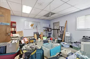 15717 SW Scholls Ferry Rd, Beaverton, OR 97007 - Photo 37