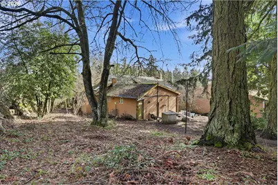 15717 SW Scholls Ferry Rd, Beaverton, OR 97007 - Photo 31