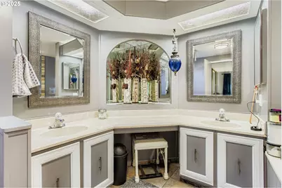 17091 SW Eldorado Dr, Tigard, OR 97224 - Photo 13