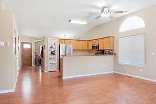 1012 40th St, Washougal, WA 98671 - Photo 13