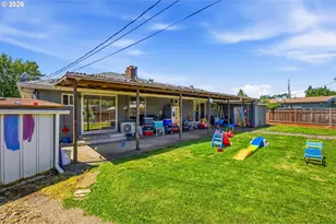 200 SE Walnut Ave, Dallas, OR 97338 - Photo 27