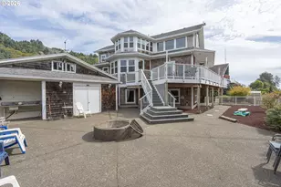 15710 Oceanview Ave, Rockaway Beach, OR 97136 - Photo 41