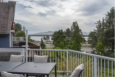 15710 Oceanview Ave, Rockaway Beach, OR 97136 - Photo 35