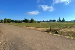 31601 S Yoder Rd, Hubbard, OR 97032 - Photo 5