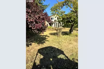 31601 S Yoder Rd, Hubbard, OR 97032 - Photo 1