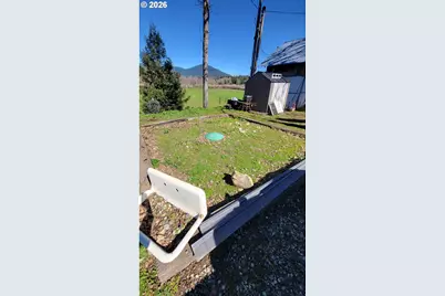 514 Eakin Rd, Azalea, OR 97410 - Photo 17