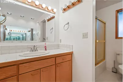 2335 5th St, Columbia City, OR 97018 - Photo 23