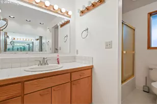 2335 5th St, Columbia City, OR 97018 - Photo 23