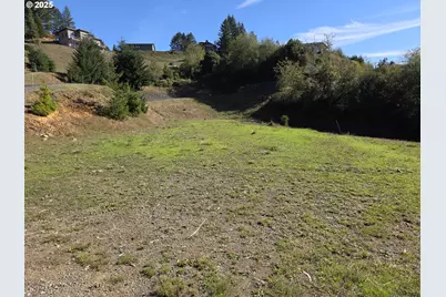 7771 Zoe Dr, Brookings, OR 97415 - Photo 17