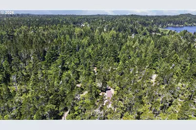 5580 Otter Way, Florence, OR 97439 - Photo 9