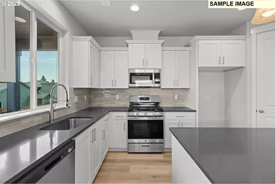 919 NE Sagebrush Dr, Estacada, OR 97023 - Photo 5