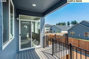919 NE Sagebrush Dr, Estacada, OR 97023 - Photo 9