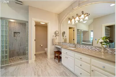 600 SE Arrow Creek Ln, Gresham, OR 97080 - Photo 25