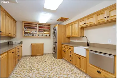 600 SE Arrow Creek Ln, Gresham, OR 97080 - Photo 29