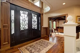 600 SE Arrow Creek Ln, Gresham, OR 97080 - Photo 9