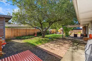 16824 SE Morrison Ct, Portland, OR 97233 - Photo 27