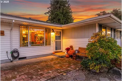 16824 SE Morrison Ct, Portland, OR 97233 - Photo 5