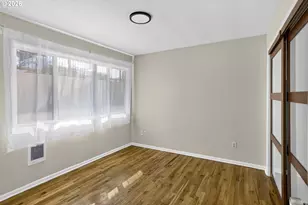 925 NE 68th Ave, Portland, OR 97213 - Photo 9