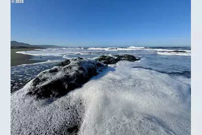 00 Old Coast Hwy, Gold Beach, OR 97444 - Photo 23