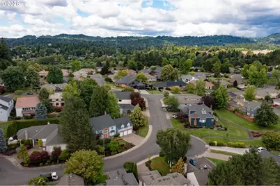 6475 SW Arranmore Ct, Portland, OR 97223 - Photo 3