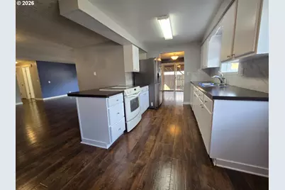 158 Alturas Dr, Kelso, WA 98626 - Photo 17