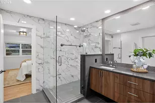 1685 Fernwood Dr, Lake Oswego, OR 97034 - Photo 17