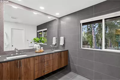 1685 Fernwood Dr, Lake Oswego, OR 97034 - Photo 15