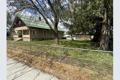 229 W Allyn St, Goldendale, WA 98620 - Photo 1