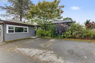 4249 SE Stark St, Portland, OR 97215 - Photo 31